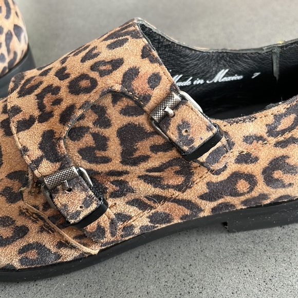 Cartel leather leopard buckle flat shoes - Picture 3 of 9